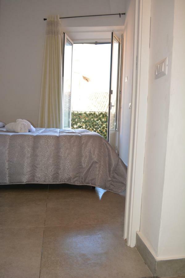 קטאניה La Petite Suite מראה חיצוני תמונה
